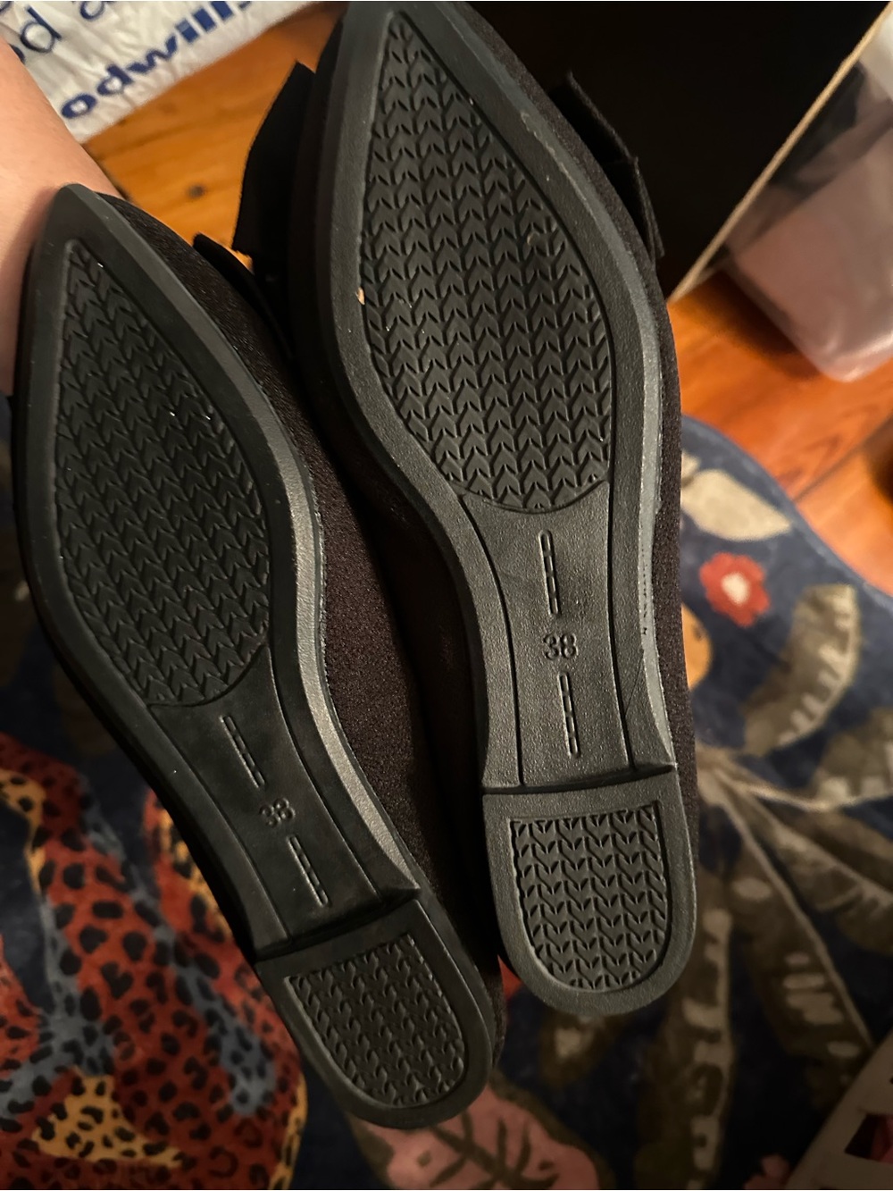 4/$20 💫 
SHEIN Black Bow Pointed Toe Ballet Flats Size 7 Slip-On Shoes - Picture 10 of 11